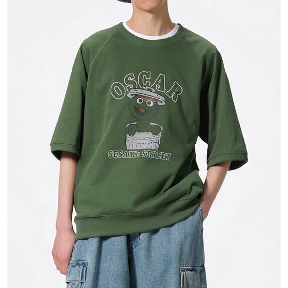 GU (Uniqlo) Sesame Street Oscar the Grouch Half Sleeve Sweat Look T-shirt Green - Picture 1 of 13